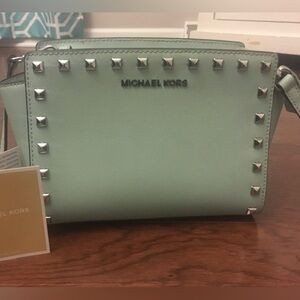 Michael Kors Selma Crossbody NWOT